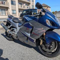 スズキ　GSX1300R ハヤブサ