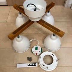 天然木使用のシーリングスポットライト （ホワイト色）の画像