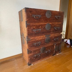 f●■時代箪笥/アンティーク家具・古民具・骨董・古い木の重ね衣装箪笥・95×41.3×104.5cmの画像