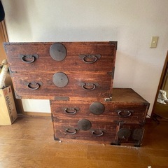 f●■時代箪笥/アンティーク家具・古民具・骨董・古い木の重ね衣装箪笥・95×41.3×104.5cmの画像
