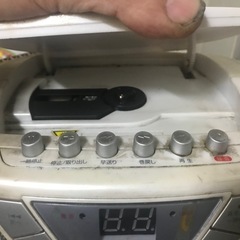 【ジャンク扱い】【条件付き値引きあり】TuneTech AM/FMステレオCDラジカセ(PCD939-W)の画像