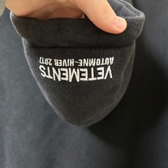 vetements ヴェトモン ベトモン パーカー メタルロゴ XL相当の画像