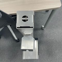 【無料】ステンレス製　スタンドの画像