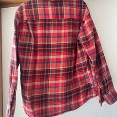 ユニクロキッズ長袖シャツ　120cmの画像