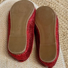 ♡H&M グリッターキッズパンプスシューズ　♡の画像