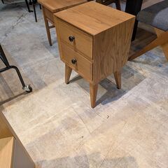 ■ミキインテリア■引取限定■アウトレット■モダン■ナイトテーブル■訳あり■引き出し付の画像
