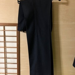 レディーススーツ　3点セット　クリーニング済の画像