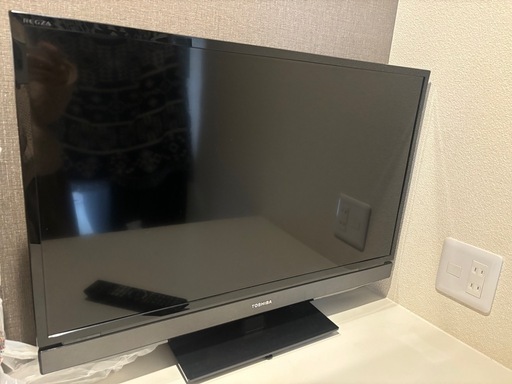 TOSHIBA REGZA　液晶テレビ　32インチ
