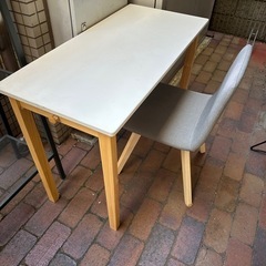無料 IKEAモダンテーブル椅子セット