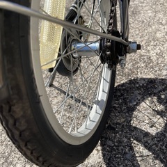折り畳み自転車の画像
