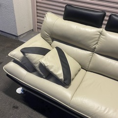 値下げ！ニトリ　L字ソファ　コーナーソファ　カウチソファ　本革　ベージュ　ロゾ4 モダンの画像
