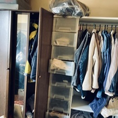 100着以上！衣服差し上げます。片付けの為。の画像