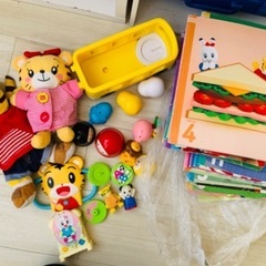 ベネッセ　知育おもちゃ　しまじろう　絵本