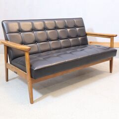 人気のカリモク60よりKチェアー 2シーターです！北欧スタイルのレトロなデザインが魅力のコンパクトな2人掛けソファー♪カフェスタイルやヴィンテージテイストにおススメのおしゃれなデザインです♪の画像