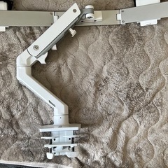 ERGOTRONデュアルディスプレイアーム