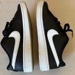取り引き終了しましたm(_ _)mレディース　NIKEスニーカーブラック　　サイズ不明の画像