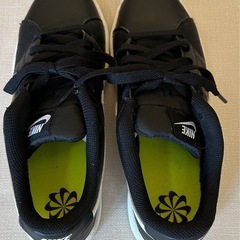 取り引き終了しました❗️　レディース　NIKEスニーカーブラック...
