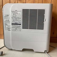 Panasonic パナソニック 加熱気化式加湿機 加湿器 FE-KXE07の画像