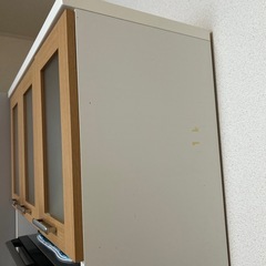 【ジャンク】食器棚の画像
