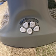 電動ベビーバウンサーの画像