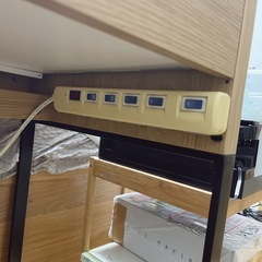 【訳アリ】 IKEA  イケア  MICKE ミッケ  オーク調デスク  105x50cm
の画像