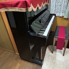 KRASUアップライトピアノの画像