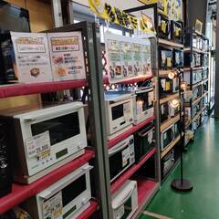 【愛品倶楽部柏店】Panasonic (パナソニック) 2022年製 電子レンジ NE-FL100-W フラット庫内の画像