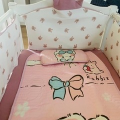 可愛いベビーベッド布団セット付