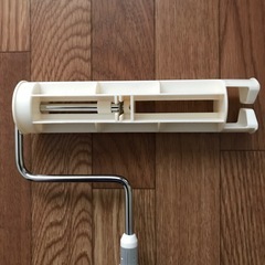 伸縮可能なカーペットクリーナー 本体　テープなし の画像