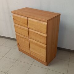 限定一品限り　デザインキャビネット　幅72　高さ83　ナチュラル　キャラクター　扉　引出　の画像