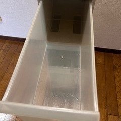 収納棚の画像