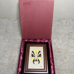 【166】中国伝統アート 顔の絵 木製フレームの画像
