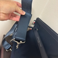 TOMMY HILFIGER 2連クラッチバッグ の画像