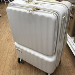 ★ジモティ割あり★  スーツケース ホワイト クリーニング済み ...