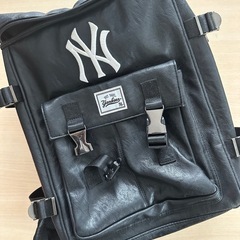ヤンキースリュックの画像