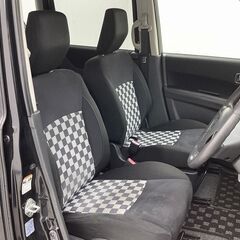 内装のチェック柄がおしゃれ🥰　スズキ　ソリオ ブラック＆ホワイト🚗