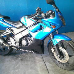 HONDA CBR150R 黒/青 エンジン始動動画 自賠責保険...