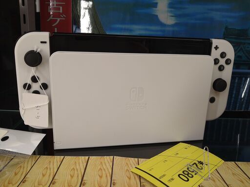 リユースのサカイ浦和店【C957】Nintendo Switch 有機ELモデル HEG-S-KAAA