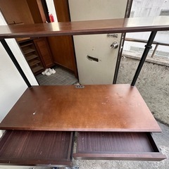 二段　パソコンデスク　の画像