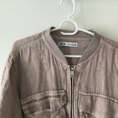ZARAクロップドボンバージャケット(ブルゾン)の画像
