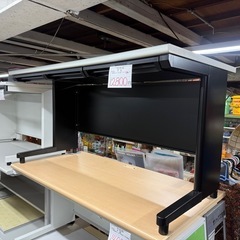 平机　OAデスク　幅140 奥70 高さ72cm　天板ホワイト　脚ブラックの画像