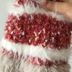 ふわふわ カラフル ニット帽 毛糸の帽子の画像