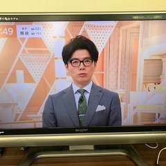 シャープ　AQUOS　３７インチ