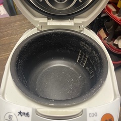 大特価訳アリ品！　三菱　5合炊き炊飯器　2017年製　NJ－NH106　一か月保証付き　【リサイクルショップ道楽屋】の画像