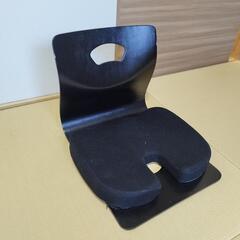 木製の座椅子