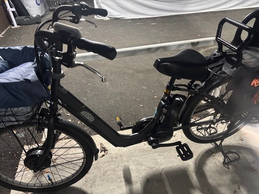 中古 黒 電動ママチャリ ４年間使用
