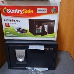 小型耐火金庫未使用品
