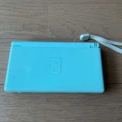 任天堂DS Lite ゲームソフト付きの画像