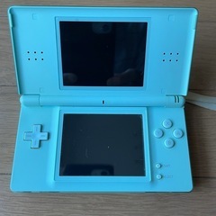 任天堂DS Lite ゲームソフト付きの画像