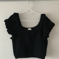 H&M ニットベスト トップスの画像